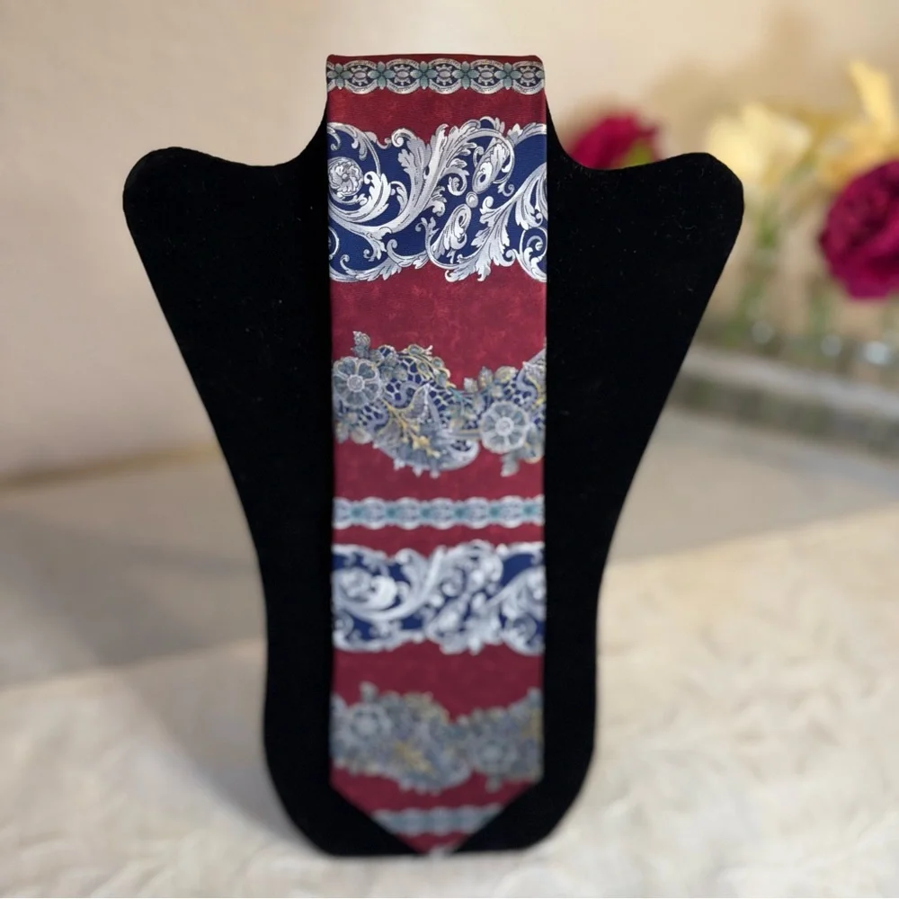 Bill Blass‎ Baroque-inspired botanical border pattern men’s tie. Burgundy, navy.
